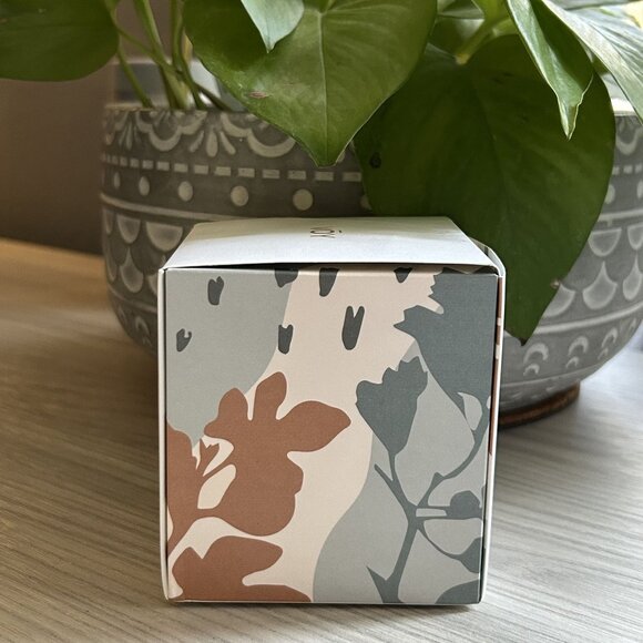 NEW VOY Fragrance Oak Aged Cognac Black Fig Soy Candle Tobacco Frankincense Gift - Picture 3 of 7